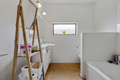 Photo of property in 36 Randolph Street, Woolston, Christchurch, 8062