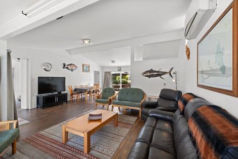 Photo of property in 11 Pinewood Place, Mangawhai Heads, Mangawhai, 0505