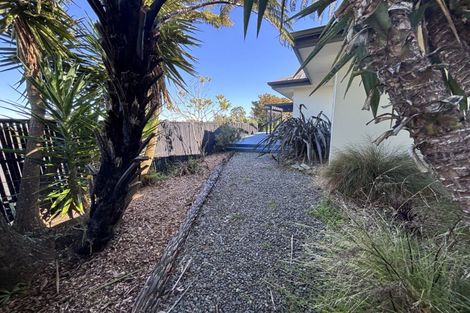 Photo of property in 6 Kea Place, Fitzherbert, Palmerston North, 4410