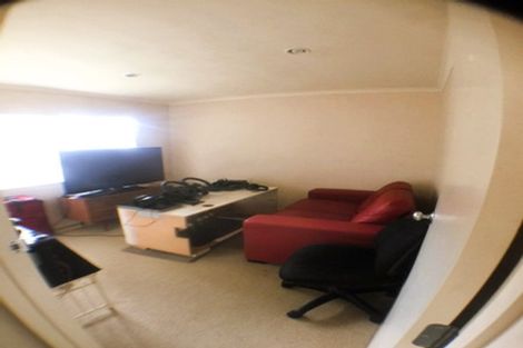 Photo of property in 39 Magic Way, Randwick Park, Auckland, 2105