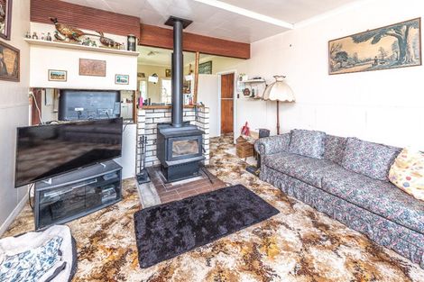 Photo of property in 10 Oturi Road, Waverley, 4510