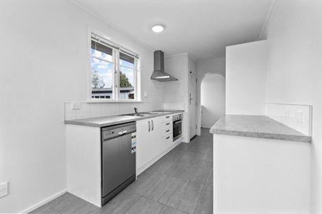 Photo of property in 4 Gwendoline Place, Glenview, Hamilton, 3206