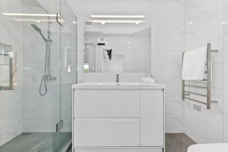 Photo of property in 39b Chieftain Rise, Goodwood Heights, Auckland, 2105