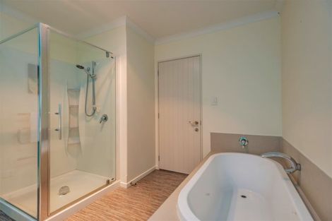 Photo of property in 4 Manor Drive, Rolleston, 7614