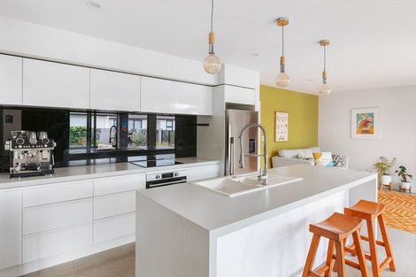 Photo of property in 61 Falcon Drive, Welcome Bay, Tauranga, 3112