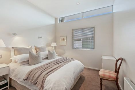 Photo of property in 26 Peacock Street, Christchurch Central, Christchurch, 8013