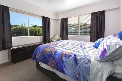 Photo of property in 9 Limerick Grove, Ascot Park, Porirua, 5024