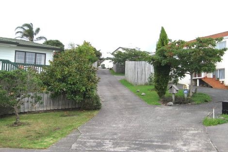 Photo of property in 1/16 Ebony Place, Massey, Auckland, 0614