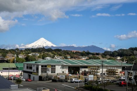 Photo of property in 127 Saint Aubyn Street, New Plymouth, 4310