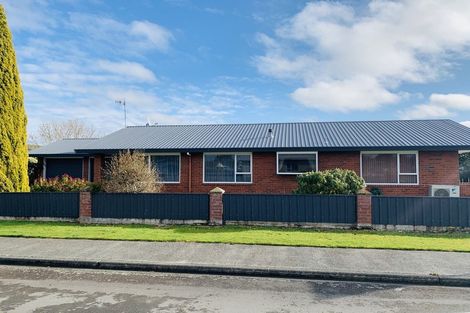Photo of property in 53 Arthur Street, Winton, 9720