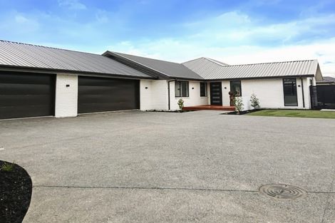 Photo of property in 6 Earl Way, Amberley, 7410