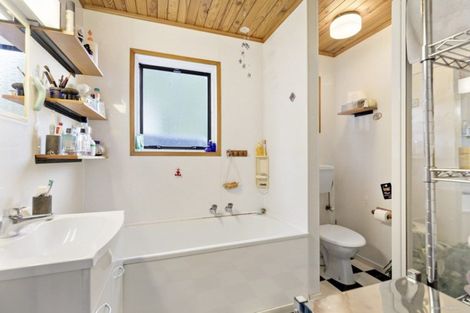 Photo of property in 78 Todman Street, Brooklyn, Wellington, 6021