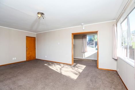 Photo of property in 38 Juniper Road, Sunnynook, Auckland, 0620