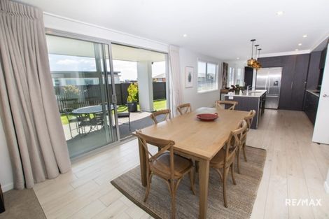 Photo of property in 54 Penetaka Heights, Pyes Pa, Tauranga, 3112