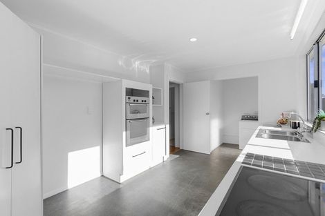 Photo of property in 18 Miro Street, Trentham, Upper Hutt, 5018