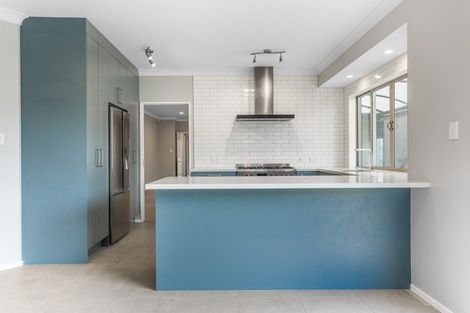 Photo of property in 9 Stranraer Crescent, Wattle Downs, Auckland, 2103