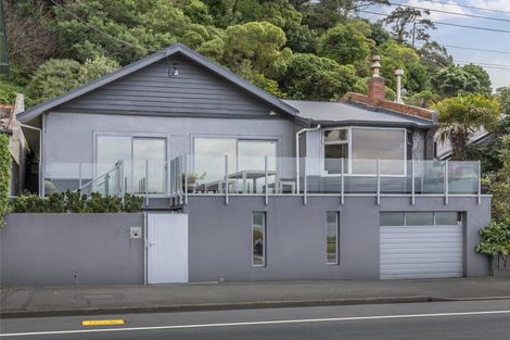 Photo of property in 217 Marine Parade, Seatoun, Wellington, 6022