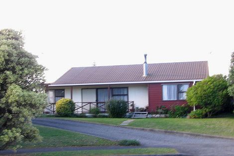 Photo of property in 9 Hastings Street, Waikanae Beach, Waikanae, 5036