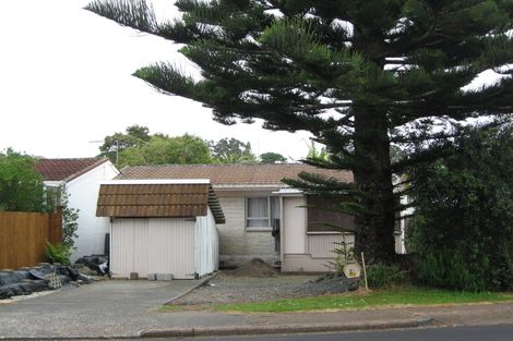 Photo of property in 2/24 Ladies Mile, Manly, Whangaparaoa, 0930