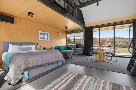 Photo of property in 1535a Teviot Road, Millers Flat, Roxburgh, 9572