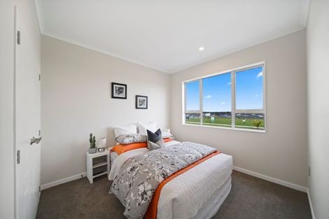 Photo of property in 3 Papaview Road, Papakura, 2110
