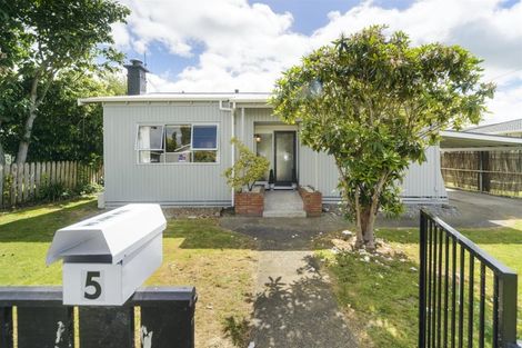 Photo of property in 5 Humphrey Street, Marton, 4710