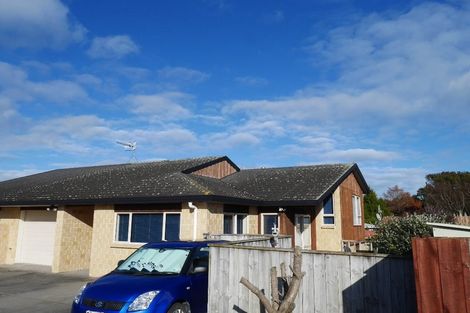 Photo of property in 114b Arawhata Road, Paraparaumu, 5032