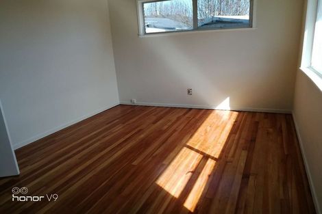 Photo of property in 11 Karo Place, Glendene, Auckland, 0602