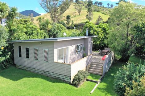 Photo of property in 52 Mako Avenue, Whiritoa, Whangamata, 3691