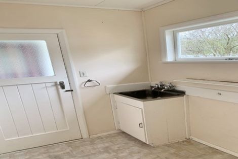 Photo of property in 32 Fraser Street, Wainuiomata, Lower Hutt, 5014