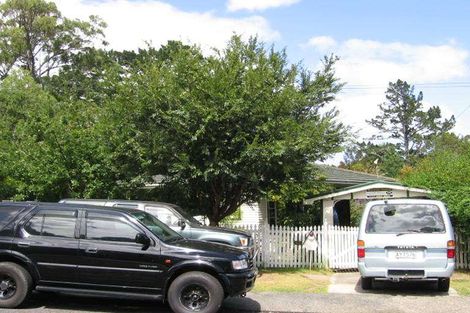 Photo of property in 92 Aeroview Drive, Beach Haven, Auckland, 0626
