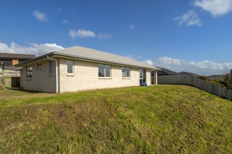 Photo of property in 27 Elena Place, Welcome Bay, Tauranga, 3112