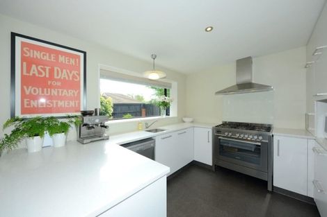 Photo of property in 94 Apsley Drive, Avonhead, Christchurch, 8042