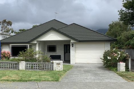 Photo of property in 32a Weka Road, Raumati Beach, Paraparaumu, 5032