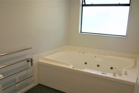 Photo of property in 3 Seaforth Road, Waihi Beach, 3611