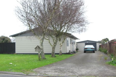 Photo of property in 18 Tauranga Place, Waitara, 4320