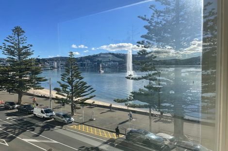 Photo of property in Sunhaven Flats, 262 Oriental Parade, Oriental Bay, Wellington, 6011