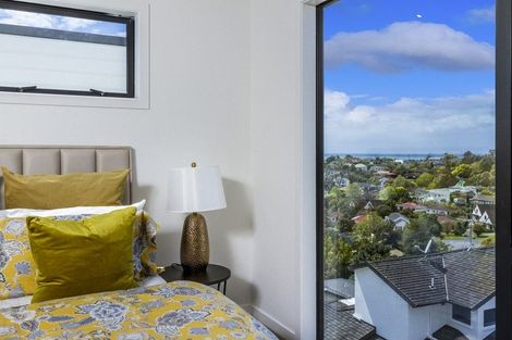 Photo of property in 591c East Coast Road, Browns Bay, Auckland, 0632