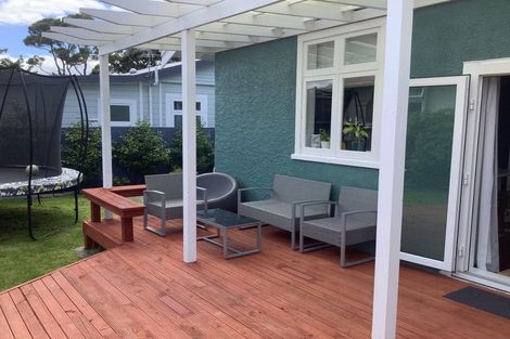 Photo of property in 1 Tennyson Street, Petone, Lower Hutt, 5012