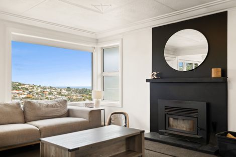 Photo of property in 35 Glendevon Place, Vauxhall, Dunedin, 9013