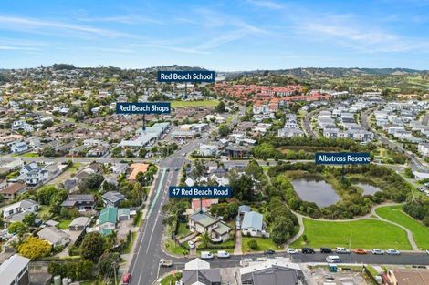 Photo of property in 47 Red Beach Road, Red Beach, 0932