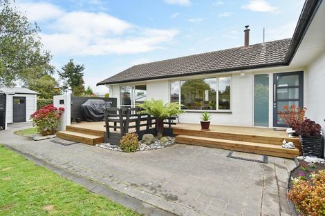 Photo of property in 8 Douglas Street, Rangiora, 7400