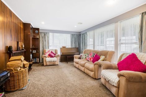 Photo of property in 87 Rangituhi Crescent, Takapuwahia, Porirua, 5022