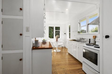 Photo of property in 57b Ranui Terrace, Tawa, Wellington, 5028