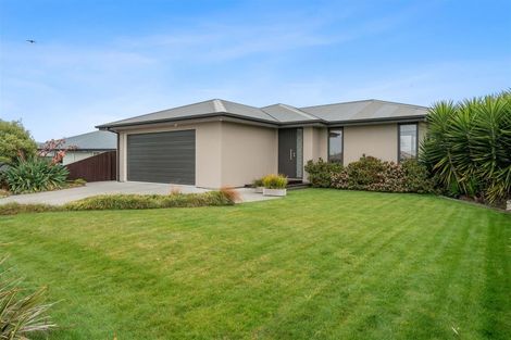Photo of property in 76 Rowan Avenue, Aranui, Christchurch, 8061