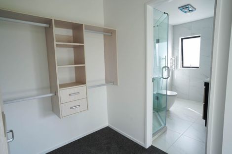 Photo of property in 8/19 Kingdale Road, Henderson, Auckland, 0610