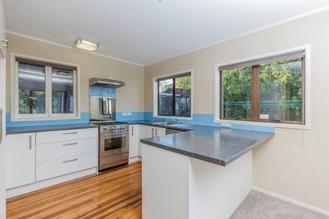 Photo of property in 28 Brandon Road, Manly, Whangaparaoa, 0930