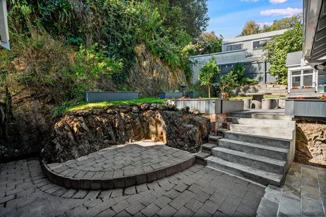 Photo of property in 102 Paremata Road, Paremata, Porirua, 5024