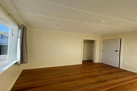 Photo of property in 23 Camden Street, Redwood, Christchurch, 8051