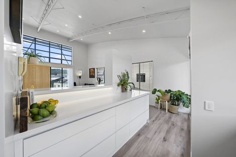 Photo of property in Marion Square Apartments, 12/26 Marion Street, Te Aro, Wellington, 6011